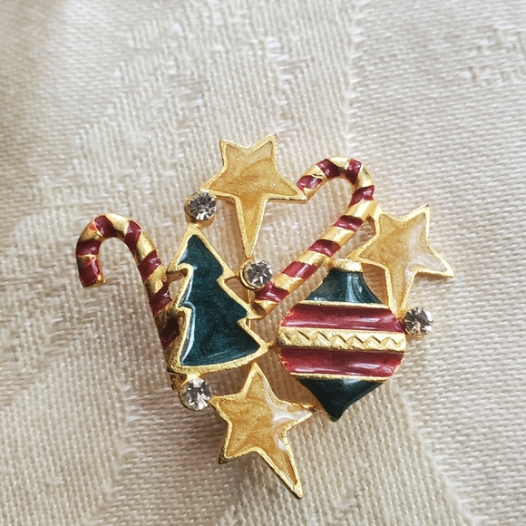 Vintage Christmas Pins - Picture 5 of 5